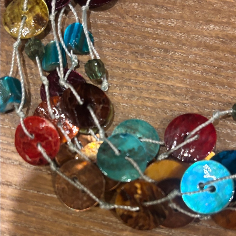 Multicolor Shell Disc Necklace - Picture 2 of 2